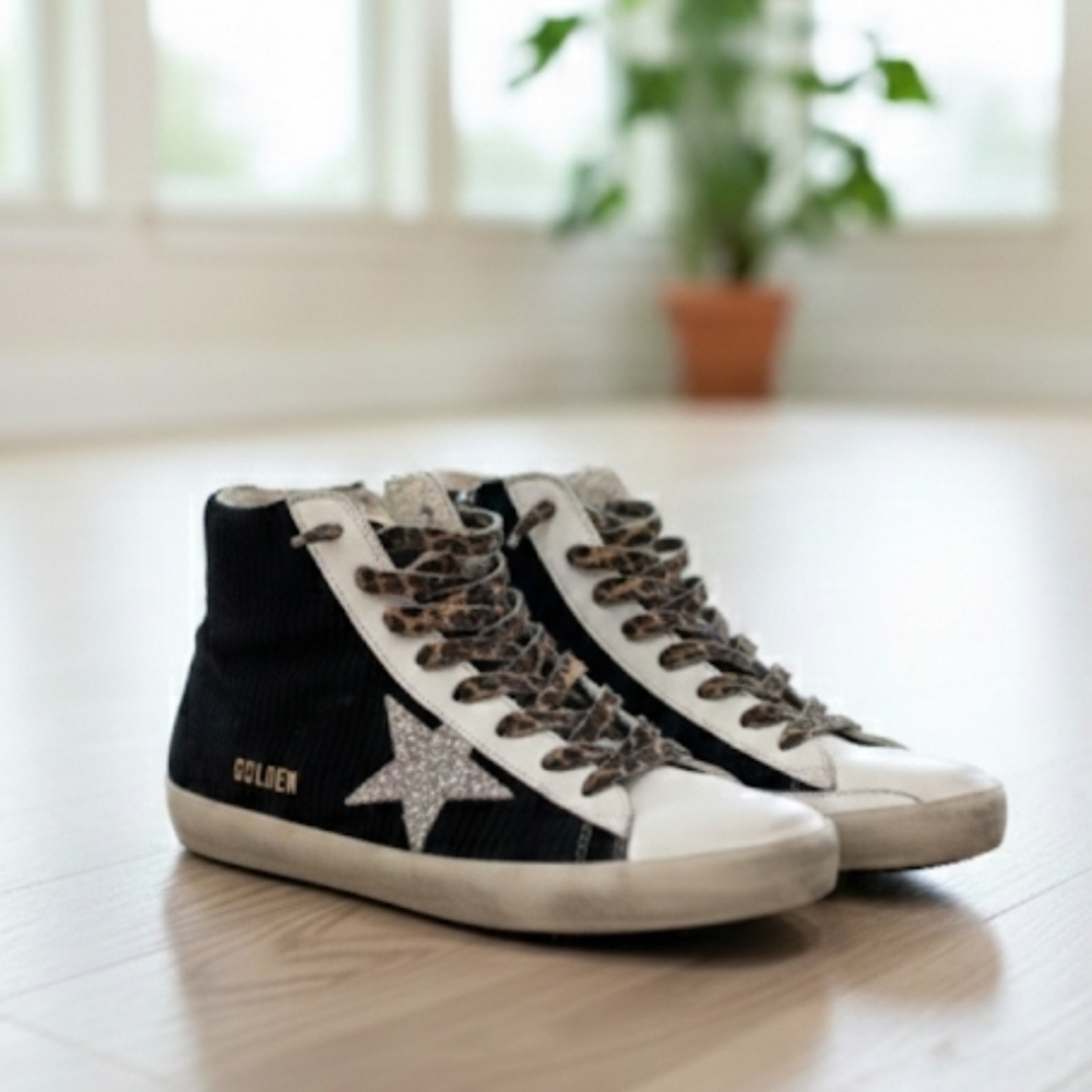Chic High-Top Sneakers in Black and White Francy Corduroy Size 40